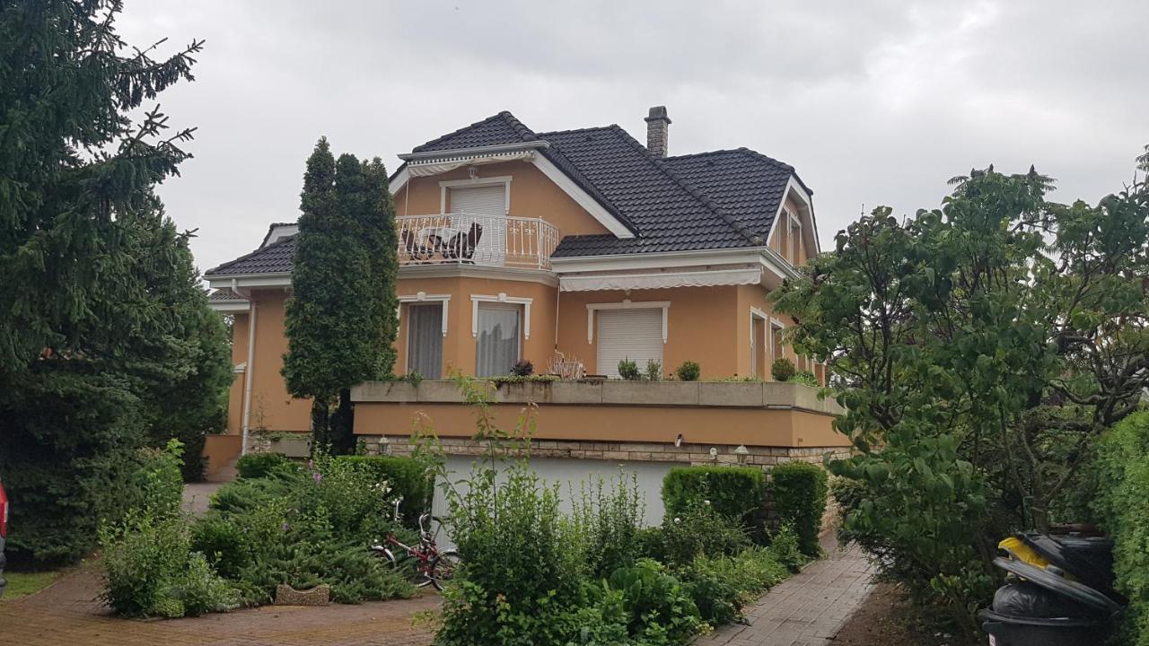 BükSzenczi Vendeghaz公寓 外观 照片