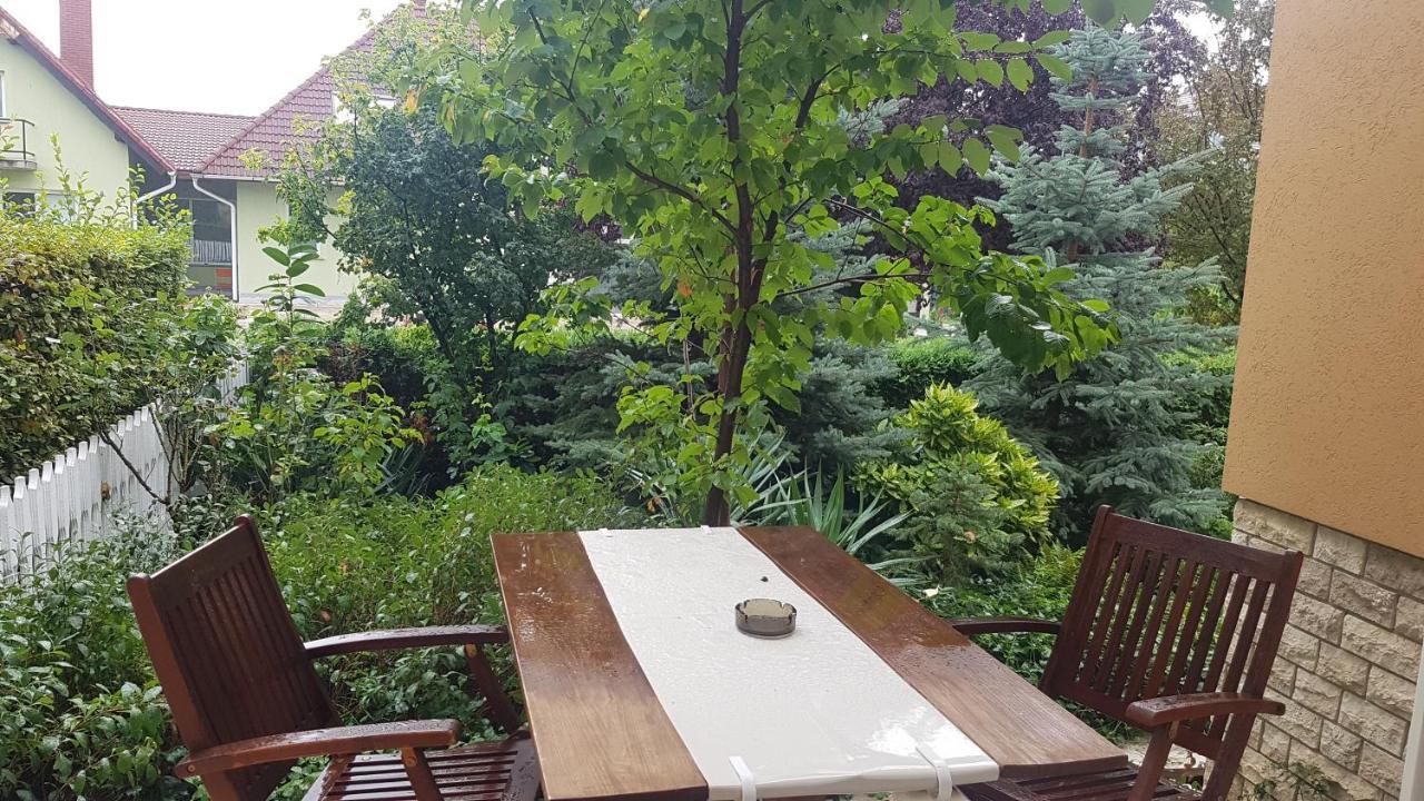 BükSzenczi Vendeghaz公寓 外观 照片