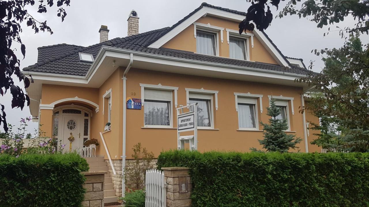 BükSzenczi Vendeghaz公寓 外观 照片